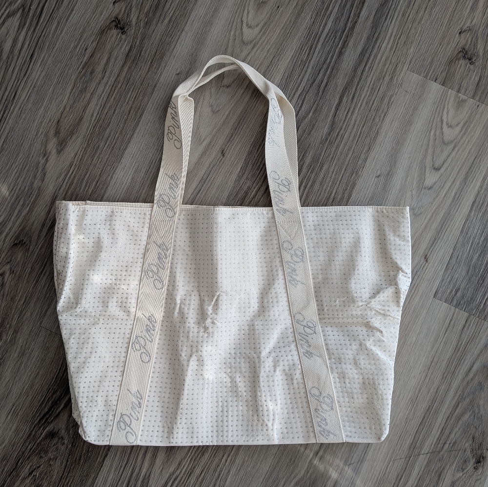 New With Tags  PINK Victoria's‎ Secret Tote. White With Rhinestones And Bling